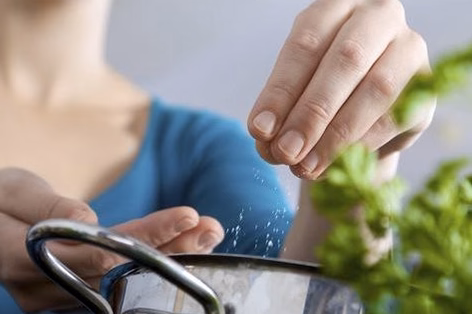 Glycémie maîtrisée : ce muesli peu sucré, idéal pour la santé après 50 ans selon 60 Millions de Consommateurs